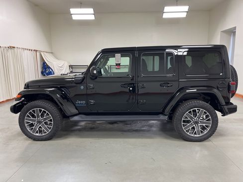 Used 2024 Jeep Wrangler High Altitude image 5