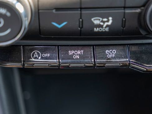 Used 2024 Dodge Durango GT AWD/4WD image 28