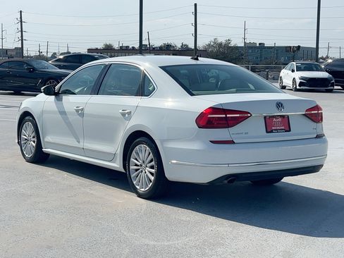 Used 2016 Volkswagen Passat 1.8T SE image 3