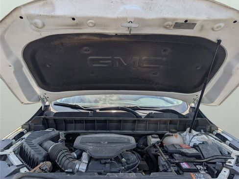 Used 2017 GMC Acadia SLT FWD image 34