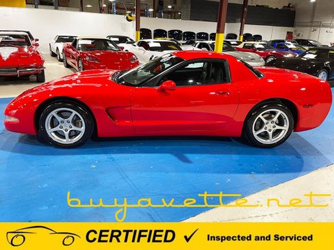 Used 2000 Chevrolet Corvette Coupe RWD image 6