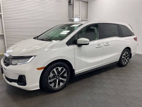 New 2026 Honda Odyssey EX-L image 4