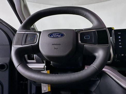 New 2026 Ford Expedition Max Active RWD image 16