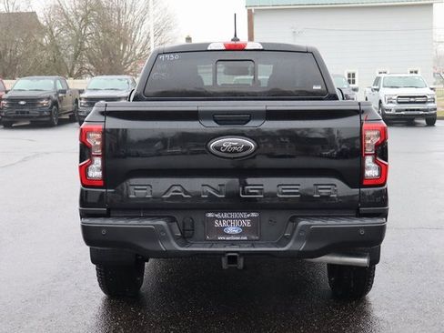 New 2025 Ford Ranger Lariat w/ Black Appearance Package image 18