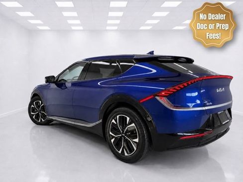 Used 2024 Kia EV6 Wind w/ Wind Technology Package AWD/4WD image 3