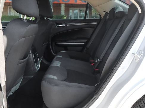 Used 2023 Chrysler 300 Touring w/ Sport Appearance Package RWD image 34