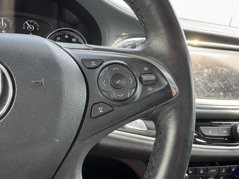 Used 2019 Buick Enclave Essence AWD/4WD image 21
