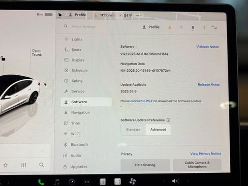 Used 2023 Tesla Model 3 Standard Range image 31