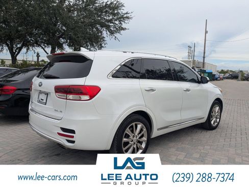 Used 2017 Kia Sorento SX image 3