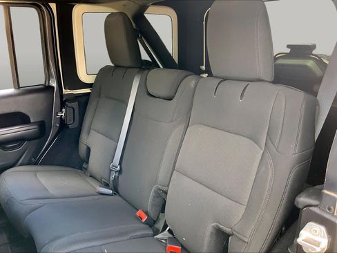 Used 2021 Jeep Wrangler Unlimited Sport AWD/4WD image 20