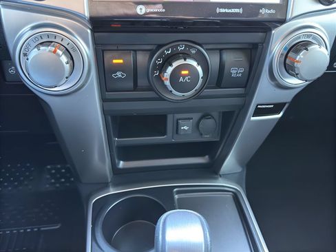 Used 2023 Toyota 4Runner SR5 Premium w/ Moonroof Package RWD image 37