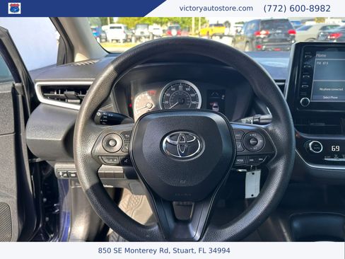 Used 2020 Toyota Corolla LE image 16
