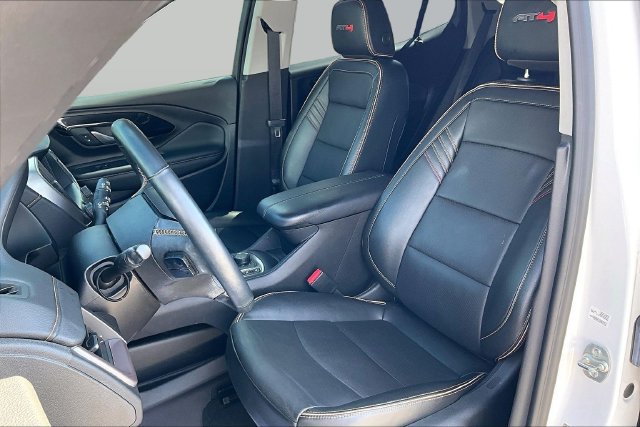 Used 2024 GMC Terrain AT4 AWD/4WD image 27