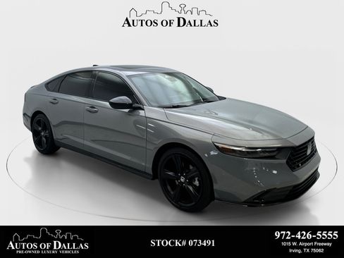 Used 2025 Honda Accord Sport image 1