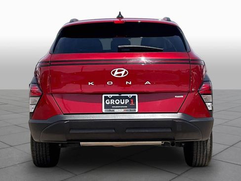Used 2024 Hyundai Kona SEL AWD/4WD image 4
