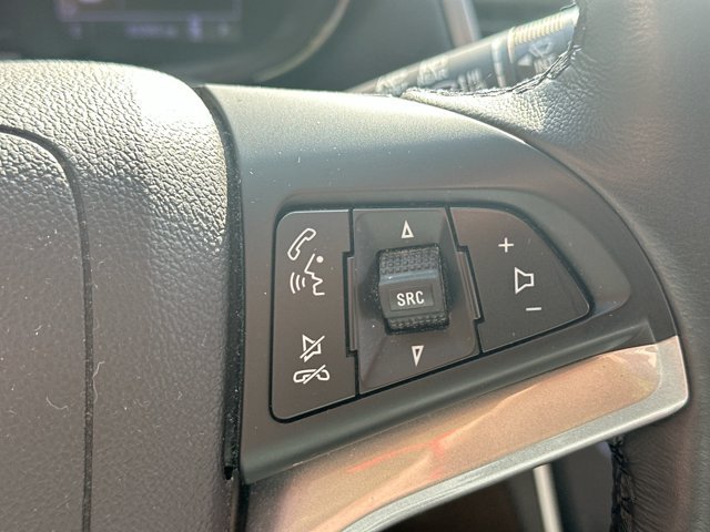 Used 2020 Chevrolet Trax LT w/ LT Convenience Package FWD image 42