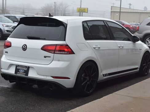 Used 2018 Volkswagen GTI SE w/ SE Leather Package FWD image 9