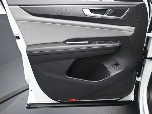 New 2026 Volkswagen Atlas Cross Sport SEL R-Line image 20