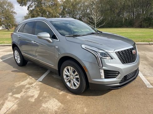 Certified 2023 Cadillac XT5 Luxury w/ LPO, Floor Liner Package image 10