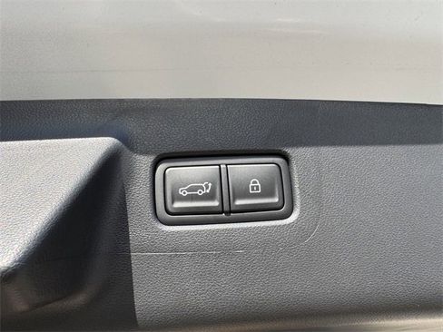 New 2025 Hyundai Santa Fe XRT image 8