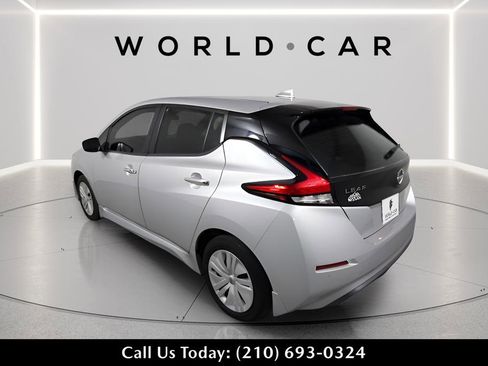 Used 2025 Nissan Leaf S FWD image 5