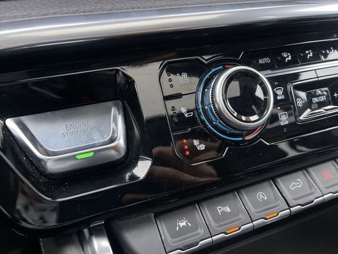 Used 2022 GMC Sierra 1500 Denali w/ Denali Reserve Package image 37