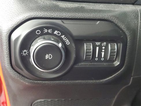 Used 2021 Jeep Wrangler Unlimited Sport image 13