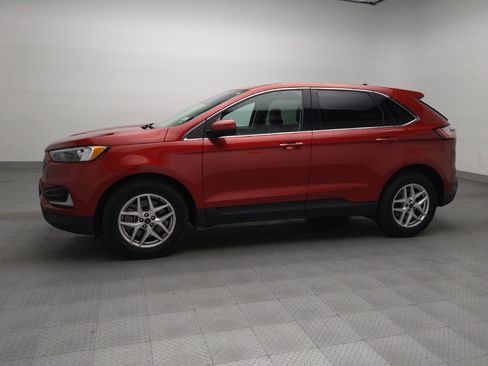 Used 2023 Ford Edge SEL image 2