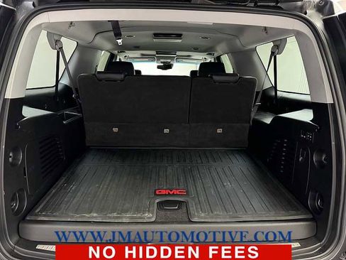 Used 2017 GMC Yukon XL SLT w/ Open Road Package image 18