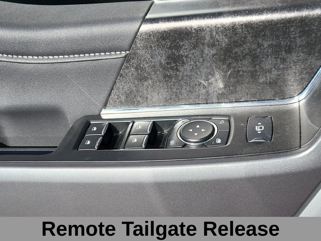 Used 2025 Ford F250 XLT w/ Black Appearance Package AWD/4WD image 15