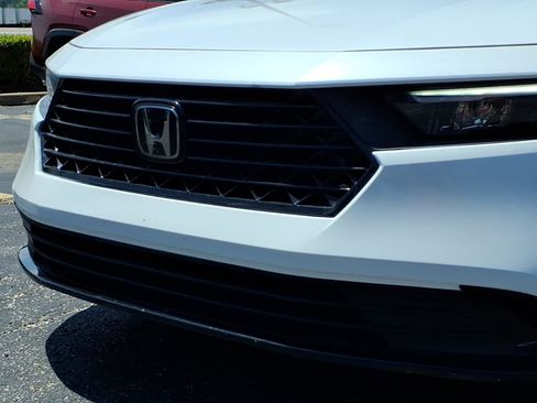 Used 2023 Honda Accord Sport image 35