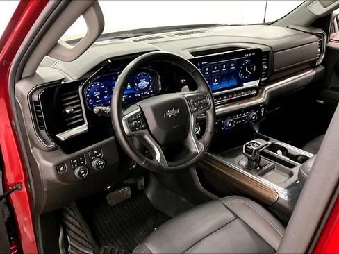 Used 2024 Chevrolet Silverado 1500 RST w/ Convenience Package II AWD/4WD image 16