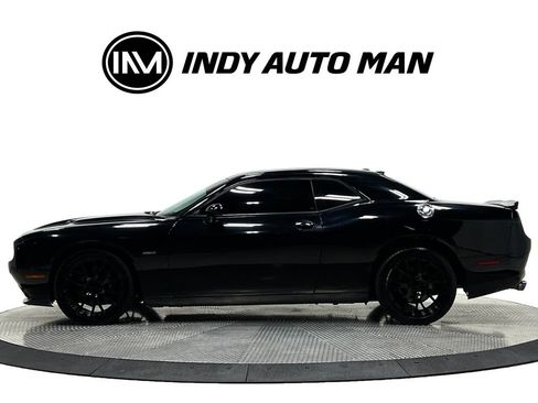 Used 2018 Dodge Challenger R/T w/ Performance Handling Group RWD image 7