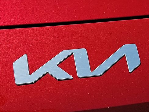 Used 2024 Kia Forte GT-Line w/ GT-Line Premium Package image 29