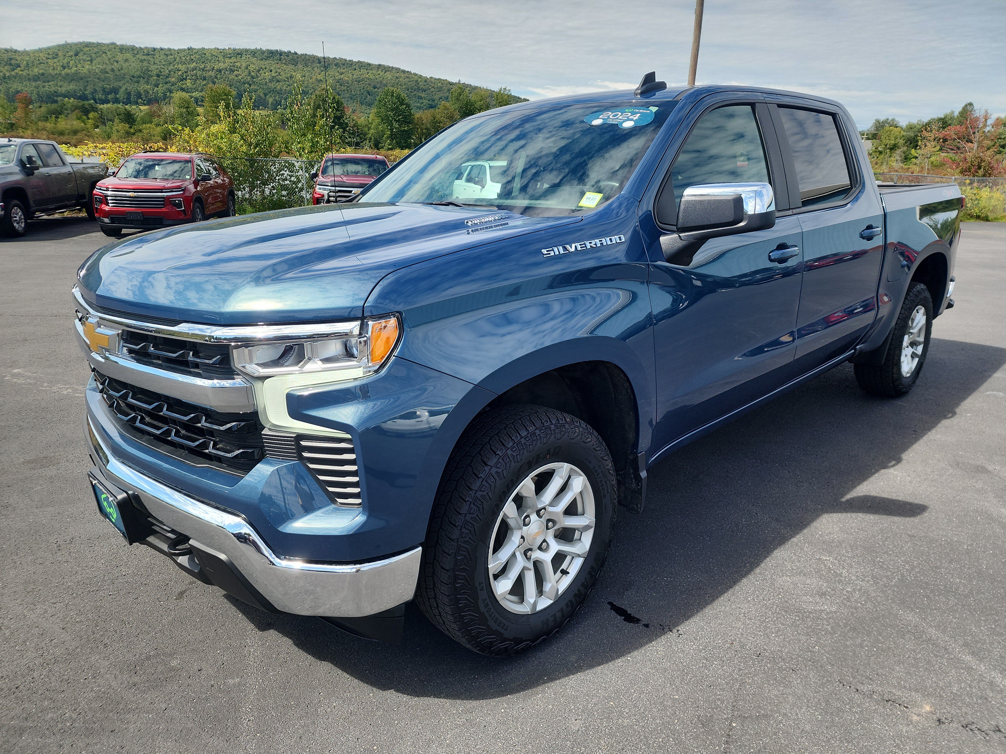 Certified 2024 Chevrolet Silverado 1500 LT AWD/4WD image 4