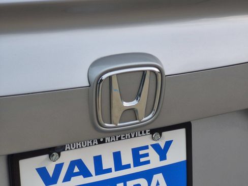 Used 2018 Honda Accord Touring image 29