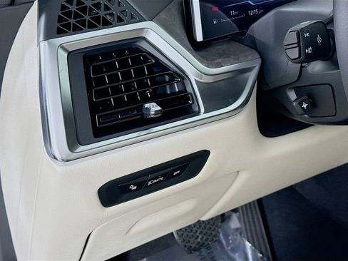 New 2026 BMW X5 xDrive40i AWD/4WD image 10