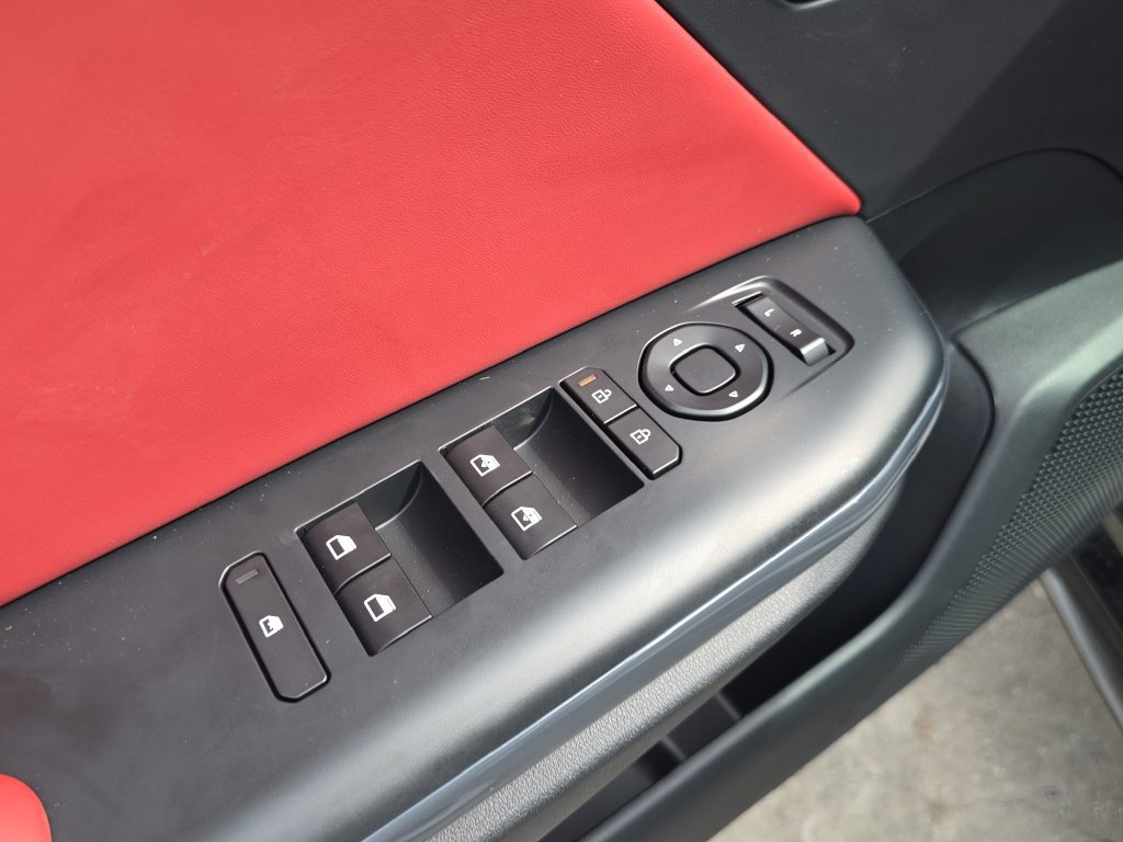 New 2026 Kia K4 GT-Line FWD image 18