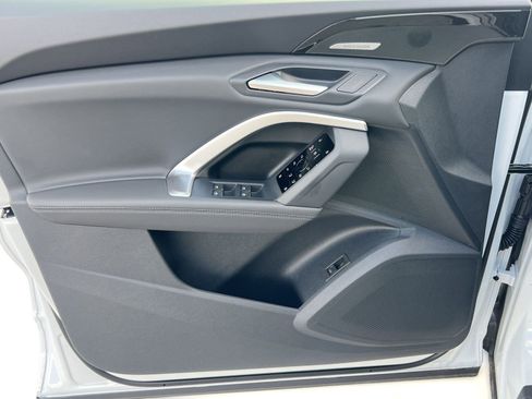 New 2025 Audi Q5 Premium Plus image 13