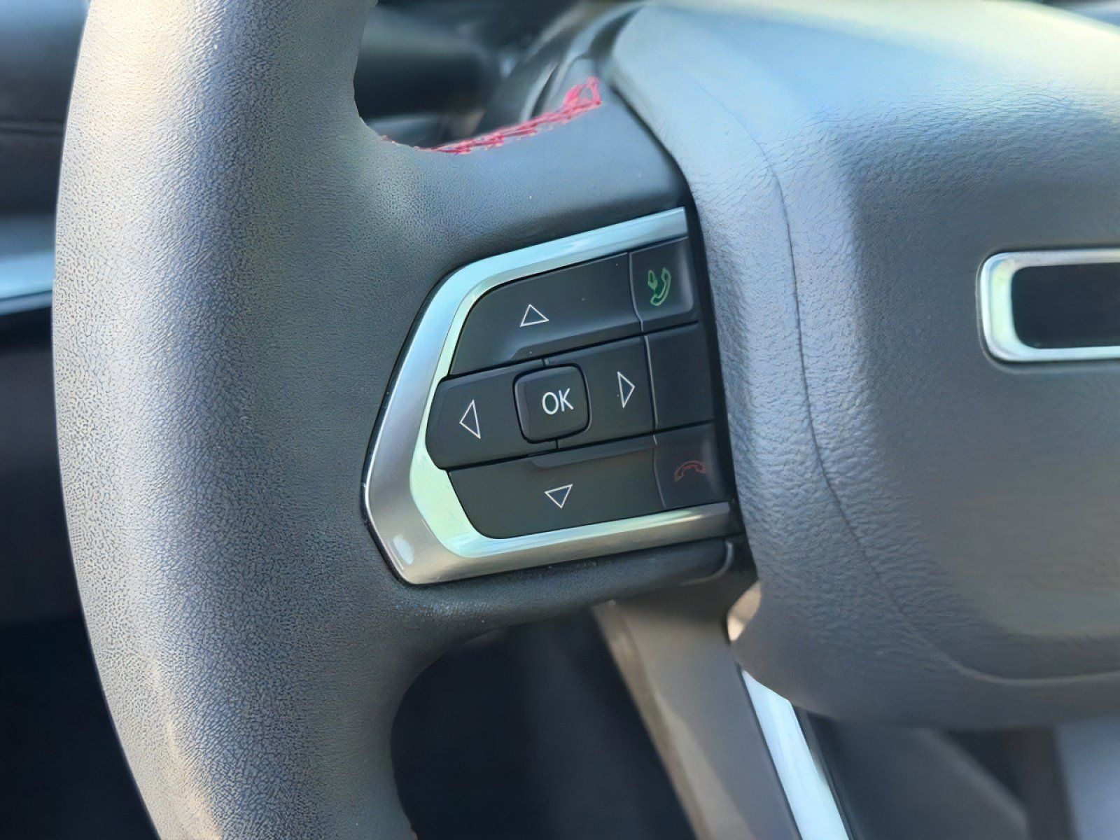 Used 2025 Jeep Compass Trailhawk AWD/4WD image 19
