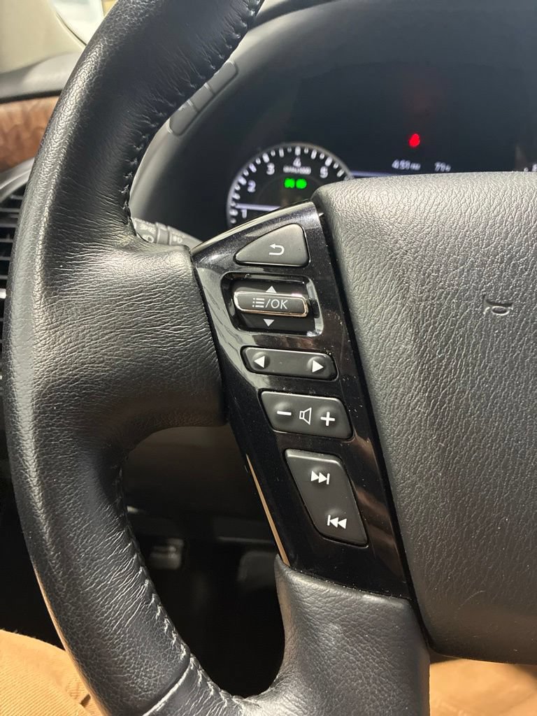 Used 2024 Nissan Armada SL w/ Captain's Chairs Package AWD/4WD image 23