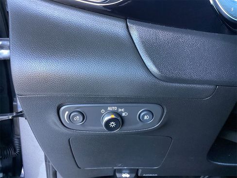 Certified 2022 Buick Encore GX Select image 18