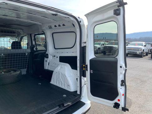 Used 2019 RAM ProMaster City Tradesman SLT image 28