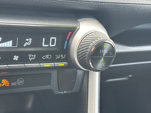 Certified 2023 Toyota RAV4 LE image 31