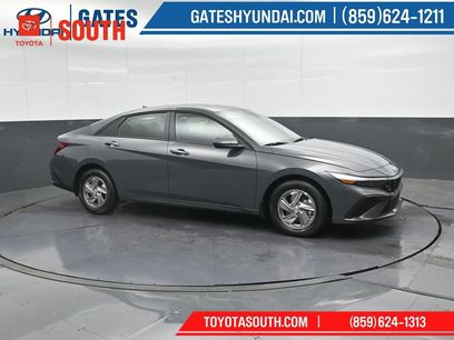 Used 2025 Hyundai Elantra SE
