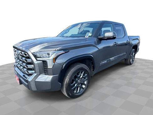 Used 2025 Toyota Tundra Platinum image 1