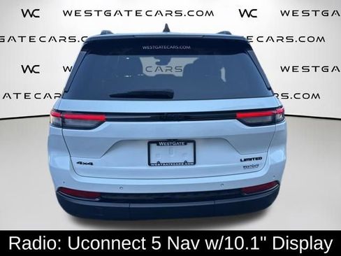 Used 2023 Jeep Grand Cherokee Limited w/ Black Appearance Package AWD/4WD image 10