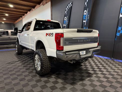 Used 2017 Ford F250 King Ranch w/ King Ranch Ultimate Package image 3