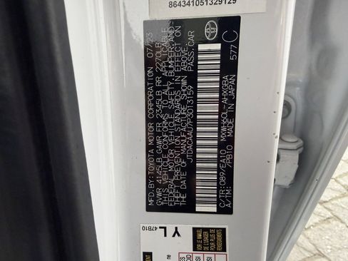 Used 2023 Toyota Prius XLE image 25