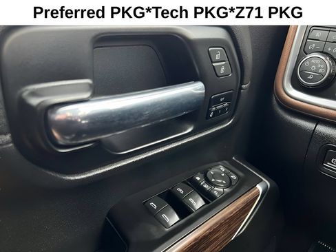 Used 2020 Chevrolet Silverado 2500 High Country w/ Z71 Off-Road Package AWD/4WD image 40